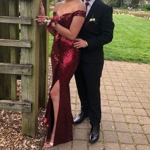 Beautiful Ruby Red sequence dress